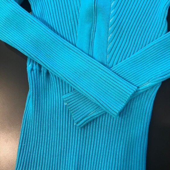 Zephyr Blue Girl Sweater Sz Large - Picture 2 of 5